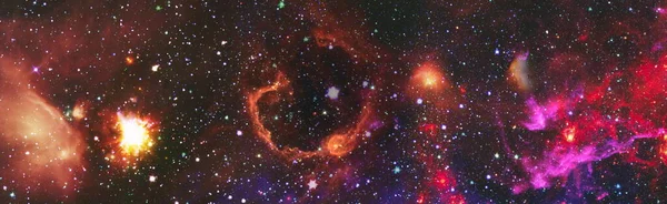 星とカラフルな宇宙背景 宇宙の星と宇宙塵と深い惑星の夜空の背景 コピースペースを持つ銀河 — ストック写真