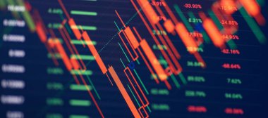 Grafik ekranındaki gösterge ile şifreli para birimi teknik fiyatı veya ticareti