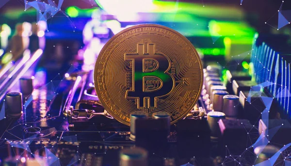Blockchain Technology Bitcoin Mining Concept Bitcoin Golden Coin Computer Circuit — Fotografia de Stock