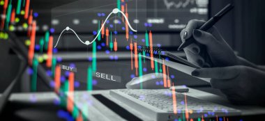 Bir bilgisayarın monitöründe teknik analiz. Temel