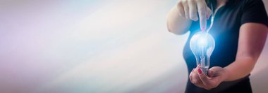 İş eğitiminde, planlamada ya da işte başarı fikri. Eğitici bilgi kavramı ve öğrenim kavramı. İşadamı öğrenmesi