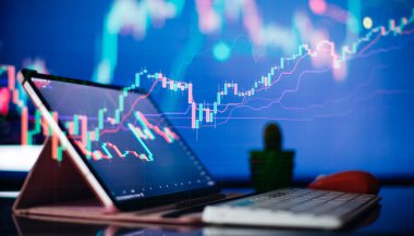 Memleketten online borsacı olarak çalışıyor. İnternet işi