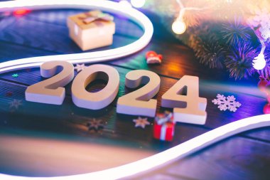 Mutlu Noeller 2024 arkaplan Yeni yıl kartı ile aydınlık
