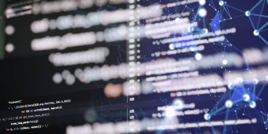 Bulanık programlama kodu, veri akışını, bağlantılılığı ve modern yazılım geliştirme kavramlarını sembolize eden parıldayan dijital bir ağ ile örtülmüştür..