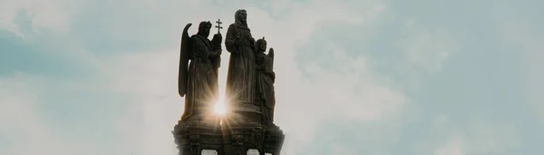 Skulpturen Des Franz Von Assisi Vater Der Bettelorden Mit Schutzengeln — Stockfoto