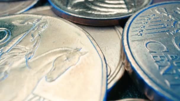 Макро Просматривает Монеты Разных Мировых Валют Финансы Деньги Центы Чаевые — стоковое видео