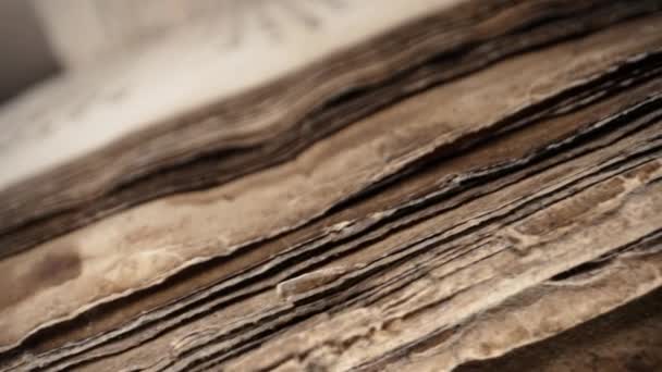 Slider Macro View Ancient Papyrus Archival Uscripts Середньовічні Бібліотечні Томи — стокове відео