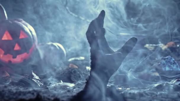 Okropna Ręka Zombie Wychodzi Grobu Przerażająca Chwila Nieumarłego Życia Koncepcja — Wideo stockowe