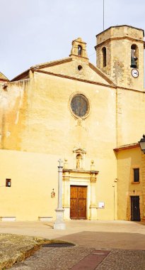 Sant Marti Kilisesi ve Altafulla Kalesi, Tarragona, Katalunya, İspanya, Avrupa