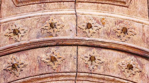 Detalle Puertas Herrajes Para Fondos Texturas Del Monasterio Les Santes — Foto de Stock