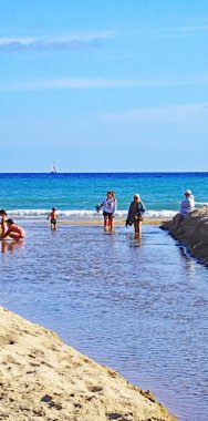 El Vendrell, Tarragona, Katalunya, İspanya, Avrupa 'daki Comarruga plajı ve limanı