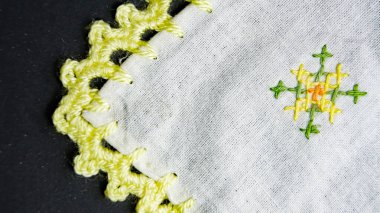 İşlemeli kumaşlar ve tekstil ve arka plan ve dokular için şekil ve renk baskıları