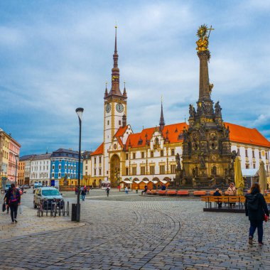 2022-04-20 Kutsal Üçleme Sütunu 1716-1754 yılları arasında 1713-1715 vebasının sona ermesini kutlamak için inşa edilmiştir. Olomouc, Çek Cumhuriyeti