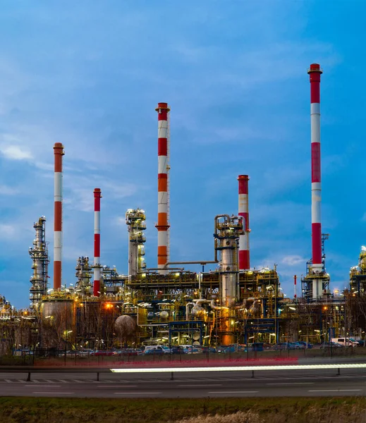Ölraffinerie Kommunikation Einer Raffinerie Anlagen Und Maschinen Für Die Raffinerie — Stockfoto