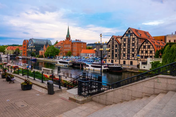 2022 07旧城位于布尔达河畔 Bydgoszcz — 图库照片