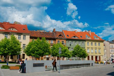 12-07-2022: Üniversite Meydanı. Poznan, Polonya