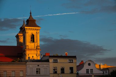 18.07.2022 tarihi evi Leszno 'da gün batımında satışa sunuldu. Polonya.