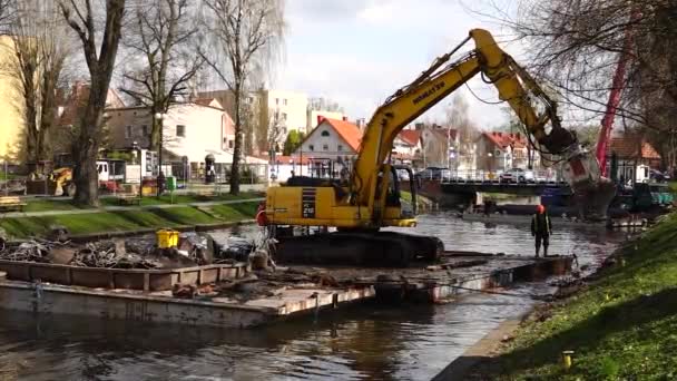 Gizycko Polónia 2023 Reparação Canal Entre Lagos Gizycko Polónia — Vídeo de Stock