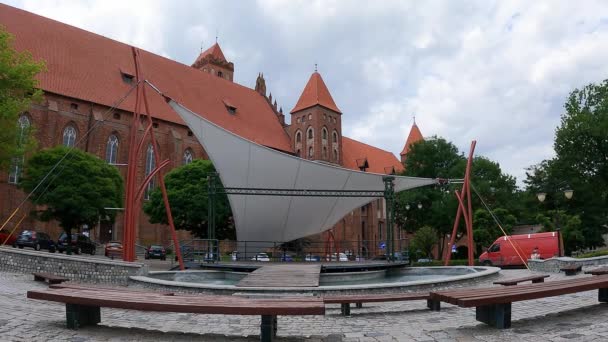 2023 ポーランドのKwidzynの市場広場のTeutonic注文の城 — ストック動画
