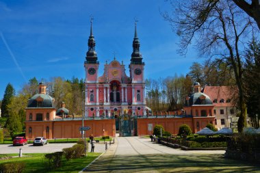 204 23; Marian Sığınağı Swieolipska Bazilikası Kutsal Bakire Meryem 'in Ziyareti - Warmia' daki Swieta Lipka köyü ve Polonya 'daki Mazury