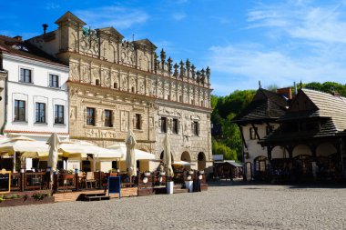 2023-05-10; Rönesans apartmanları satışta, Kazimierz Dolny, Polonya