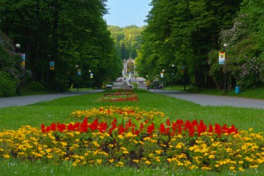 2023-05-26, Chorzow hayvanat bahçesinin merkez girişi. Polonya.