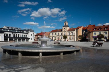 2023-04-30; eski Lomza Polonya meydanındaki çeşme