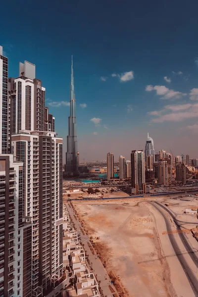 现代未来主义城市的美丽景色 世界上著名的摩天大楼 哈利法奢华的暑假 迪拜市中心 Uae — 图库照片
