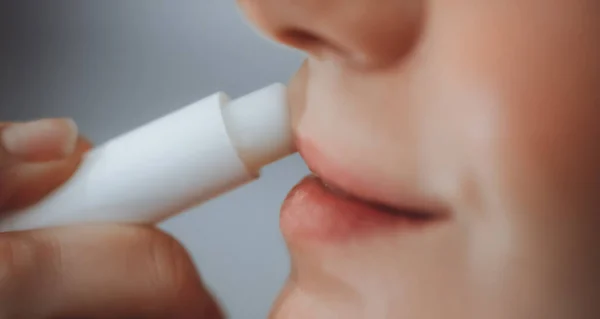 Closeup Photo Nice Girl Using Natural Herbal Hygienic Lipstick Face — Stock Photo, Image