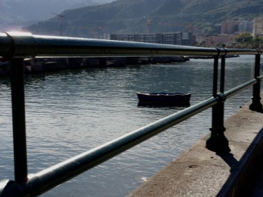 İtalya: Salerno kıyı şeridi manzarası, 16 Aralık 2022.