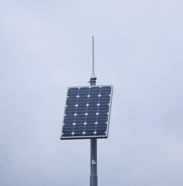 Itálie Solární Panel Alternativní Zdroj Elektrické Energie Koncepce Udržitelných Zdrojů — Stock fotografie