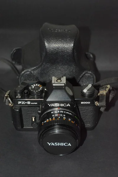 イタリア Giffoni Valle Piana 2023年3月27日 Yashica Super 2000 アナログカメラモデル ヴィンテージYashica — ストック写真