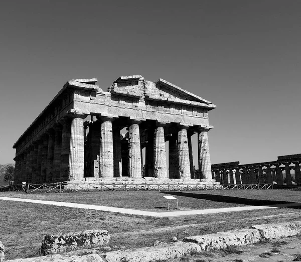 Włochy Widok Świątynię Posejdona Lub Neptuna Paestum Maja 2023 — Zdjęcie stockowe