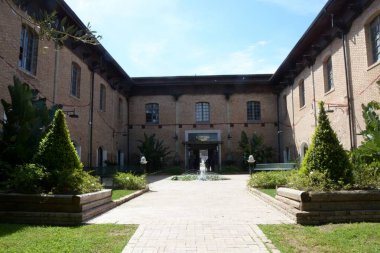 Borgo Cafasso 'daki Eski Tütün Fabrikası, Capaccio Paestum, İtalya, 5 Nisan 2024.