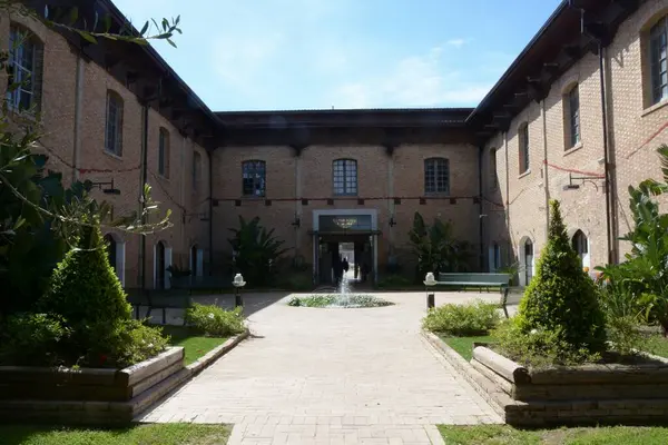 ボルゴ カフェソの旧タバコ工場 カパシオ パエストゥム イタリア 2024 — ストック写真
