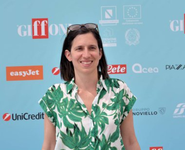 GIFFONI VALLE PIANA - 26 Temmuz 2024: Giffoni Film Festivali 'nin Demokrat Parti sekreteri Elly Schlein - 26 Temmuz 2024 tarihinde Giffoni Valle Piana, İtalya.