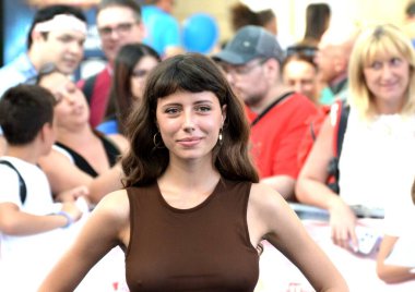 GIFFONI VALLE PIANA - 20 Temmuz 2024: Celeste Dalla Porta Giffoni Film Festivali 2024 - 20 Temmuz 2024 tarihinde Giffoni Valle Piana, İtalya.