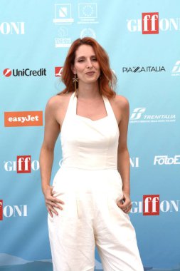 GIFFONI VALLE PIANA - 21 Temmuz 2024: Francesca Marino Giffoni Film Festivali 2024 - 21 Temmuz 2024 Giffoni Valle Piana, İtalya.