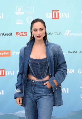 GIFFONI VALLE PIANA - 21 Temmuz 2024: Denise Capezza Giffoni Film Festivali 2024 - 21 Temmuz 2024 Giffoni Valle Piana, İtalya.