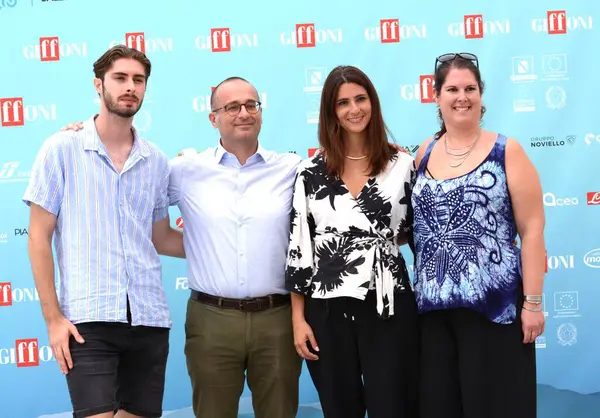 GIFFONI VALLE PIANA - 22 Temmuz 2024: Filippo Allegrini, Marco Marinuzzi, Eleonora De Majo ve Mateja Sulic Giffoni Film Festivali 2024 - 22 Temmuz 2024 tarihinde Giffoni Valle Piana, İtalya.