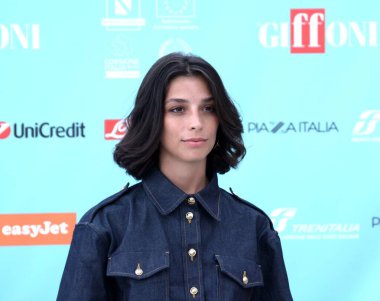 GIFFONI VALLE PIANA - 25 Temmuz 2024: Giffoni Film Festivali 'nde Lea Gavino - 25 Temmuz 2024 Giffoni Valle Piana, İtalya.
