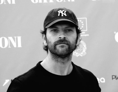 GIFFONI VALLE PIANA - 25 Temmuz 2024: Alessandro Borghi Giffoni Film Festivali 2024 - 25 Temmuz 2024 tarihinde Giffoni Valle Piana, İtalya.