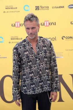 GIFFONI VALLE PİANA - 17 Temmuz 2025: Filippo Neviani namı diğer Nek 17 Temmuz 2025 tarihinde Giffoni Valle Piana, İtalya 'da Giffoni Film Festivali' ne katıldı..