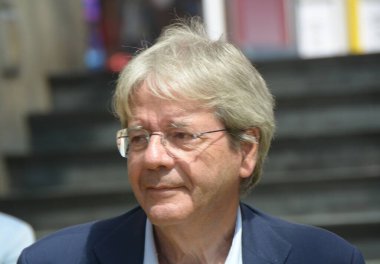 GiFFONI VALİNA PİANA - 21 Temmuz 2025: Paolo Gentiloni Giffoni Film Festivali 2025 - 21 Temmuz 2025 tarihinde Giffoni Valle Piana, İtalya.