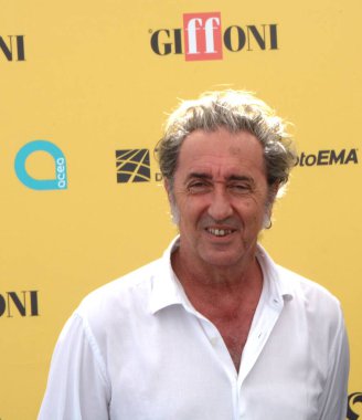 GiFFONI VALİNA PİANA - 23 Temmuz 2025: Paolo Sorrentino Giffoni Film Festivali 2025 - 23 Temmuz 2025 tarihinde Giffoni Valle Piana, İtalya.