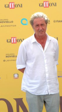 GiFFONI VALİNA PİANA - 23 Temmuz 2025: Paolo Sorrentino Giffoni Film Festivali 2025 - 23 Temmuz 2025 tarihinde Giffoni Valle Piana, İtalya.