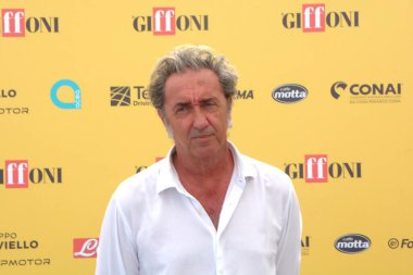 GiFFONI VALİNA PİANA - 23 Temmuz 2025: Paolo Sorrentino Giffoni Film Festivali 2025 - 23 Temmuz 2025 tarihinde Giffoni Valle Piana, İtalya.