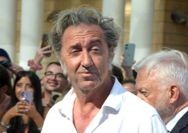 GiFFONI VALİNA PİANA - 23 Temmuz 2025: Paolo Sorrentino Giffoni Film Festivali 2025 - 23 Temmuz 2025 tarihinde Giffoni Valle Piana, İtalya.