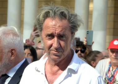 GiFFONI VALİNA PİANA - 23 Temmuz 2025: Paolo Sorrentino Giffoni Film Festivali 2025 - 23 Temmuz 2025 tarihinde Giffoni Valle Piana, İtalya.