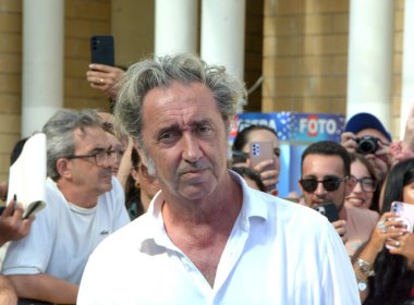 GiFFONI VALİNA PİANA - 23 Temmuz 2025: Paolo Sorrentino Giffoni Film Festivali 2025 - 23 Temmuz 2025 tarihinde Giffoni Valle Piana, İtalya.